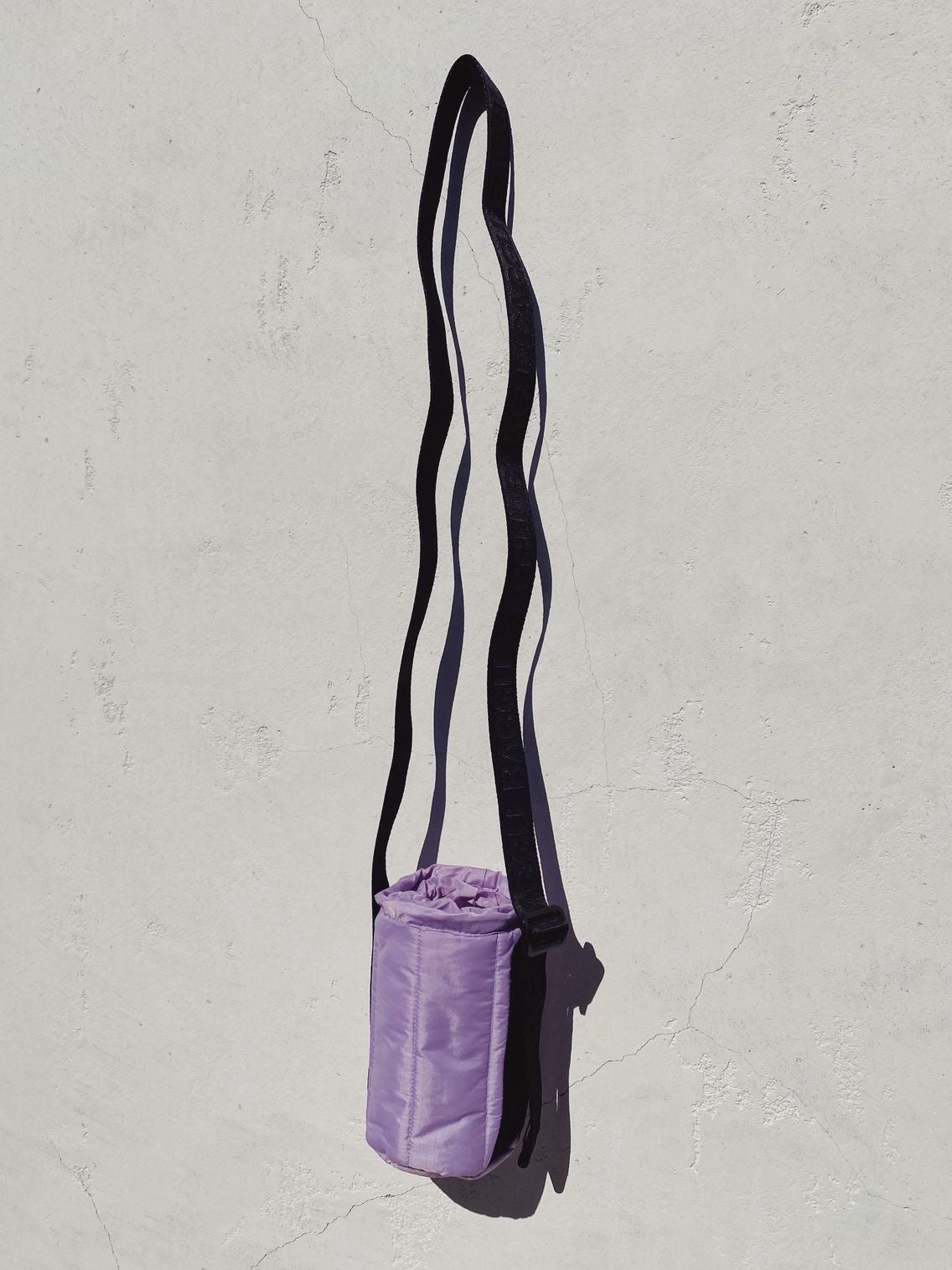 waterbottle sling by baggu