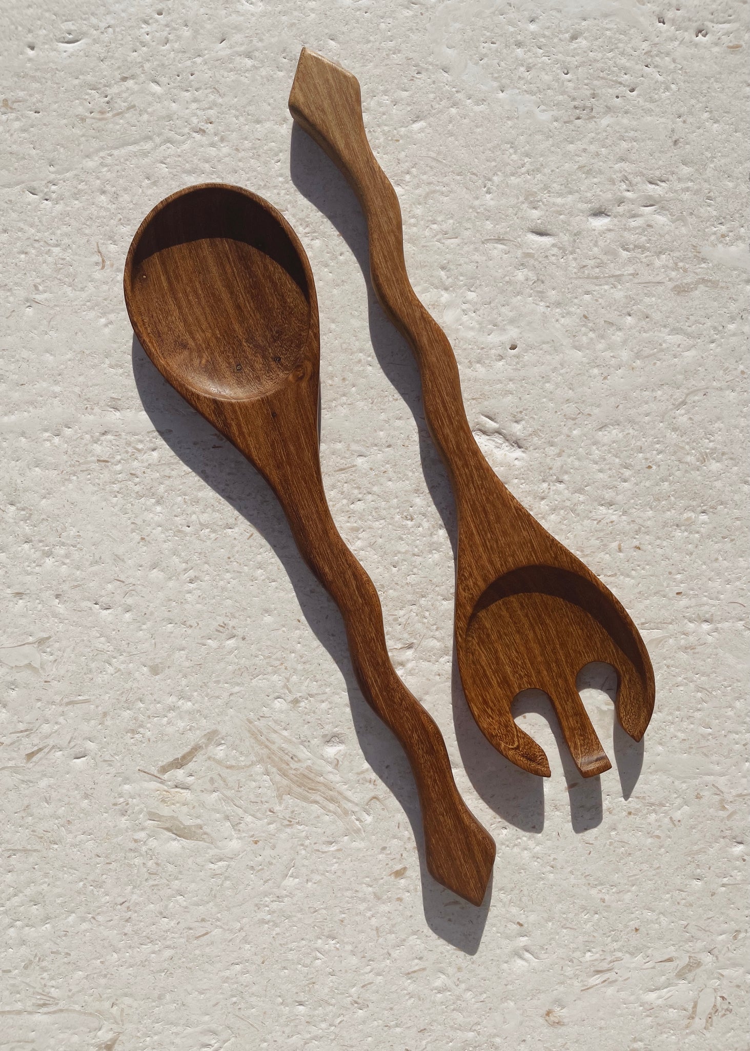curvy laurel wood salad utensils